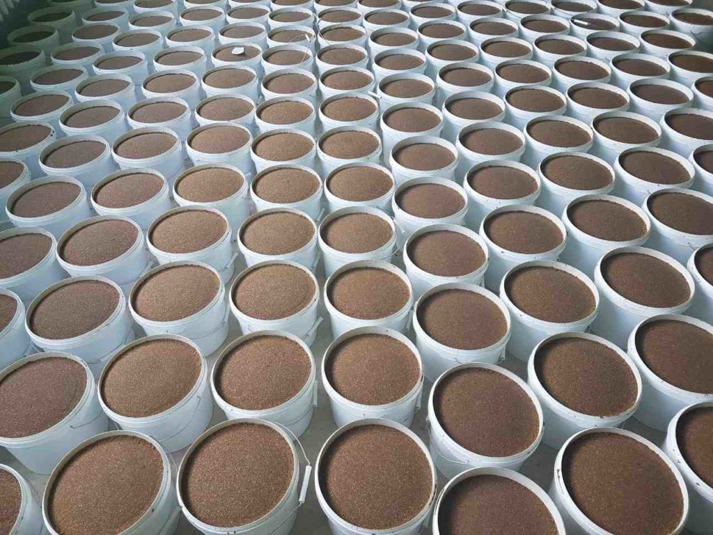 Лизунцы мелассированные